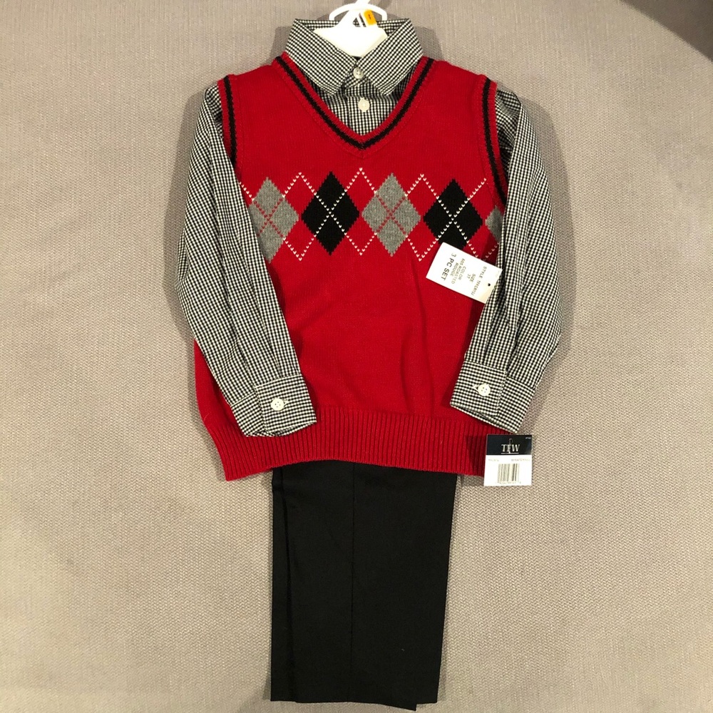 Boys Argyle Sweater Vest Set